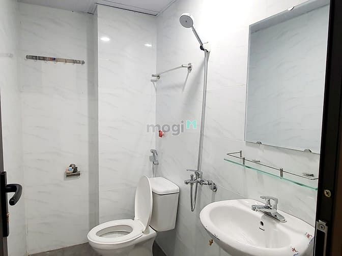Hình ảnh CCMN mới xây cuối Nguyễn Khuyến Văn Quán full đồ