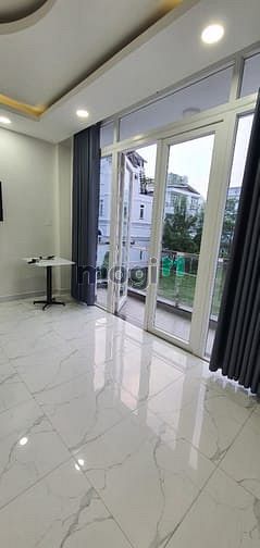 Hình ảnh Studio full NT_siêu rộng thoáng bancon Q8