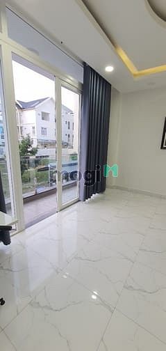 Hình ảnh Studio full NT_siêu rộng thoáng bancon Q8