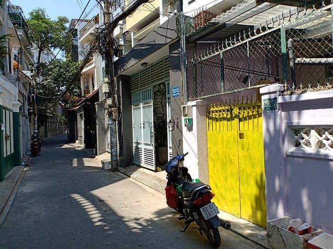 Hình ảnh Nhà làm CHDV, 6 phòng 5 WC, 18 triệu/tháng