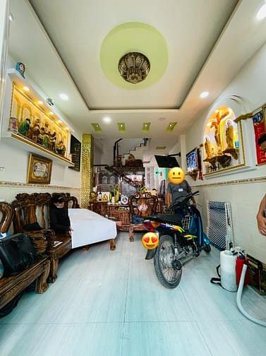 Hình ảnh Bán nhà 3 lầu 41m2 Phạm Văn Hai, Phường 5, Tân Bình.