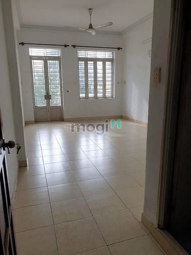 Hình ảnh MTKD Gần Chợ Bình Trị Đông, Bình Tân, 4*30, trệt, 2lầu, 16tr/th