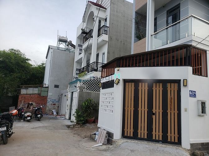 Hình ảnh Đất 63m2( 4x15.5) Hẻm xe hơi 5m gần ubnd phường Linh Đông