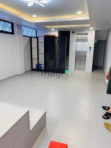 Hình ảnh Phú Nhuận - 6 Tầng - Thang máy - 9PN