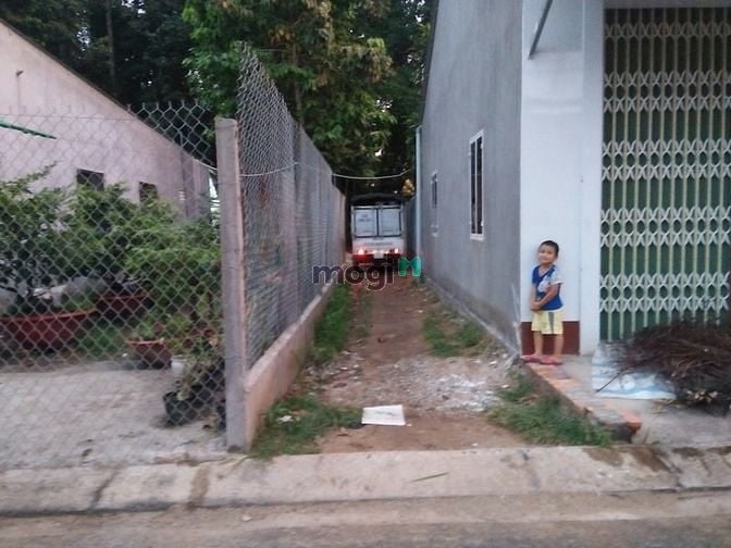 Hình ảnh TP.TràVinh-Cần bán gấp- đất P9-Diện tích 300m2–600 triệu- gần Coopmart