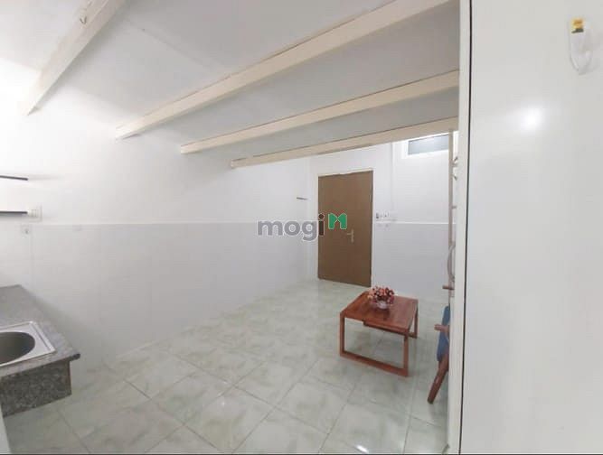Hình ảnh Phòng Cao Cấp - New 99,99% - 5' Tới Chợ Tân Hương giá chỉ 4tr2