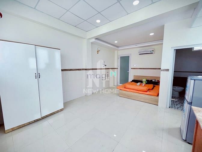 Hình ảnh Phòng Mới, Full Nội Thất, Của Sổ Lớn Tại Bình Thạnh