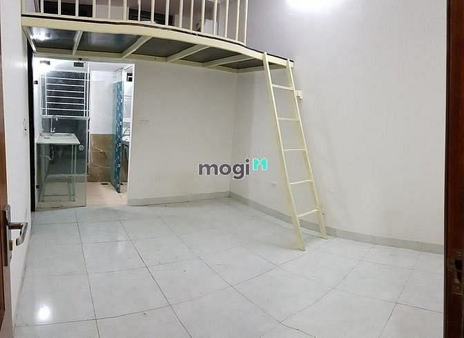 Hình ảnh phòng gác lửng Lạc Long Quân, Giờ TỰ DO ,Có thang máy