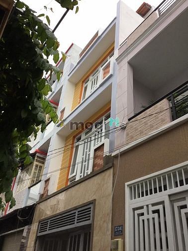 Hình ảnh MTKD đường Đoàn Văn Bơ Q.4, 5 tầng. Giá 4.7 tỷ.