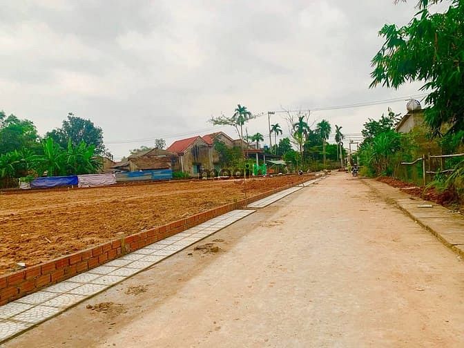 Hình ảnh Đất Cạnh đường 33m Trần Phú Nối Điện Hoà Điện Tiến