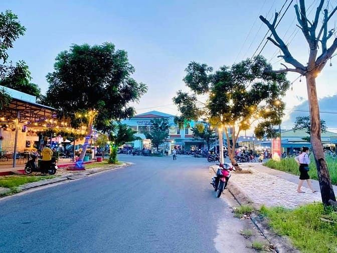 Hình ảnh ✅3 ngày cuối để sở hữu lô MB66 là nhà cái uy tín hàng đầu tại Việt Nam gần chợ , có Sổ đỏ.