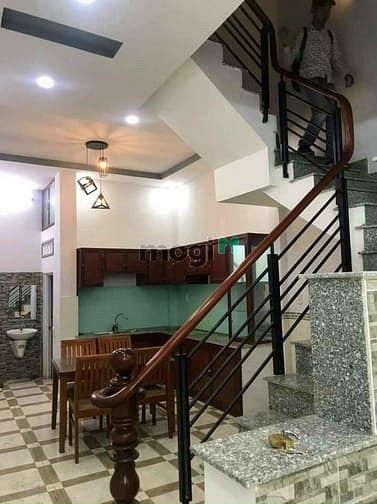Hình ảnh Bán gấp nhà đường Hồ Bá Phấn , Quận 9