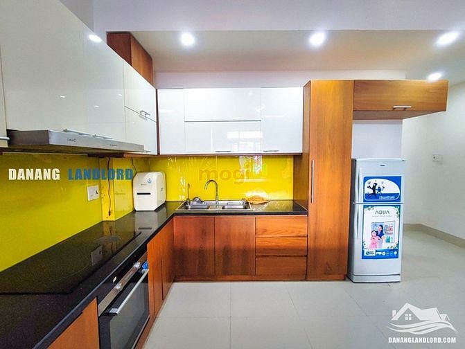 Hình ảnh Nhà cho thuê 4PN gần biển Phạm Văn Đồng - B226