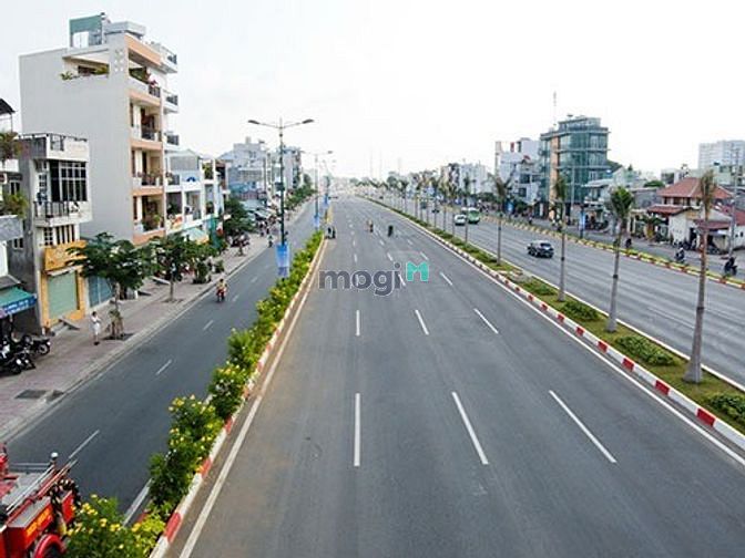 Hình ảnh Gấp. Hiếm. Vuông. Ngang5m. 3 tỷ 92m2 SD. Chuẩn PL