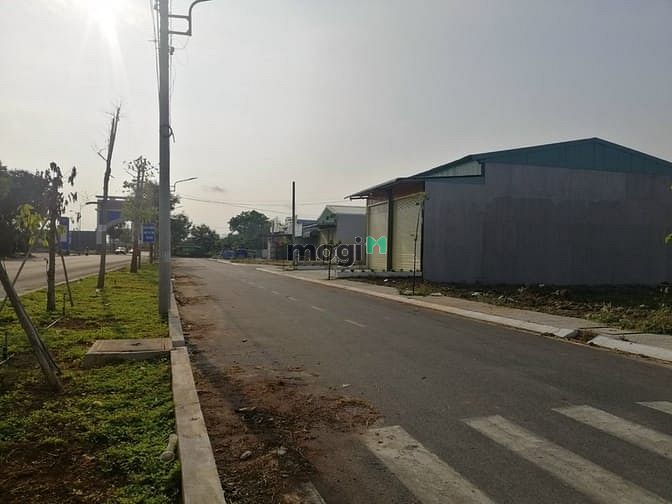 Hình ảnh Chị chủ dễ thương gửi bán lô đất mặt tiền quốc lộ 55 gần TTHC tỉnh