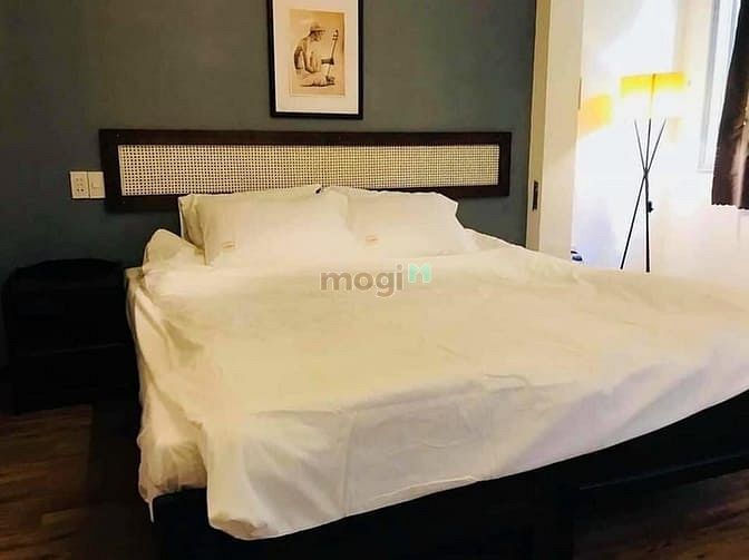 Hình ảnh Phòng Khách sạn cao cấp ngay TT quận 1 cho thuê 5tr/th