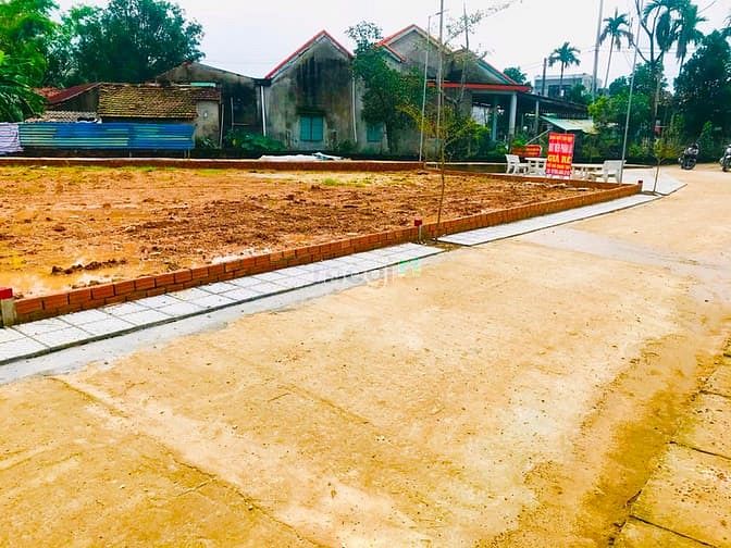 Hình ảnh Đất Đẹp Trung tâm TX Điện Bàn,Gần đường 33m