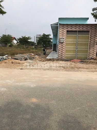 Hình ảnh Sang nhượng gấp Lô ĐẤT  80m đối diện  KCN Lê Minh Xuân. chợ BV quốc tế