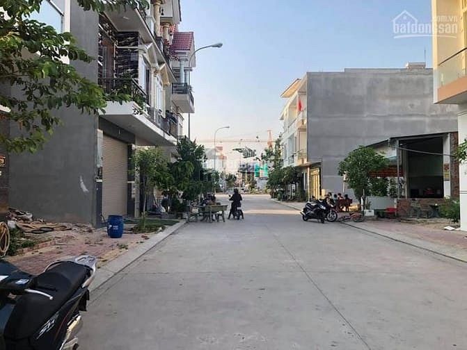 Hình ảnh Sang nhượng gấp Lô ĐẤT  80m đối diện  KCN Lê Minh Xuân. chợ BV quốc tế