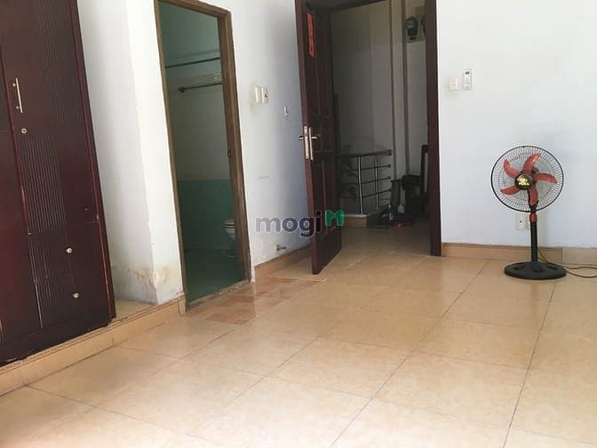 Hình ảnh Phòng trọ CMT8, đối diện CV Lê Thị Riêng