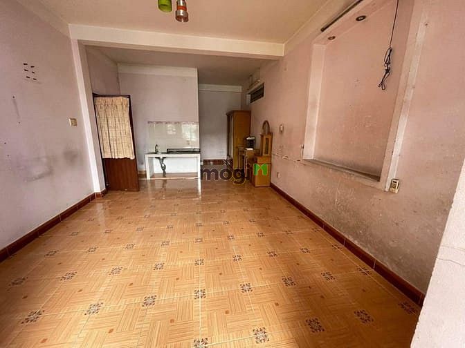 Hình ảnh Bán biệt thự khu Vip Tên Lửa, ngang 8,2m. 4 tầng, chỉ hơn 90tr/m2.