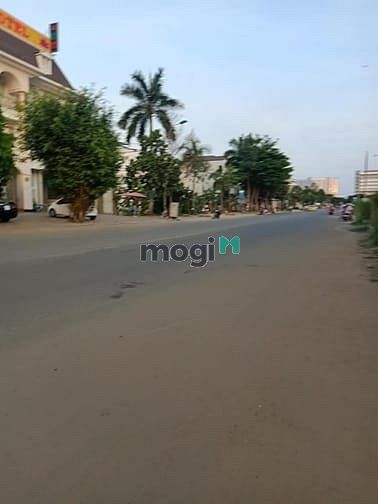 Hình ảnh Bán đất MT đường 34 10x20m. giá 25 tỷ khu ao sen. LH HIẾU