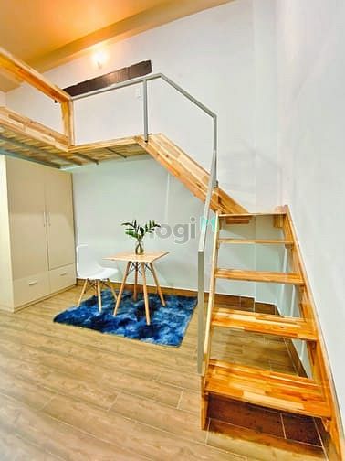 Hình ảnh Duplex gỗ sịn ngay cầu chữ y, quận 8