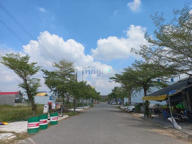 Hình ảnh cần thanh lý 20 nền đất thổ cư ,bình chánh giá (15tr m2) sổ hồng riêng