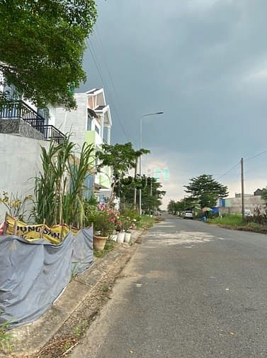 Hình ảnh cần thanh lý 20 nền đất thổ cư ,bình chánh giá (15tr m2) sổ hồng riêng