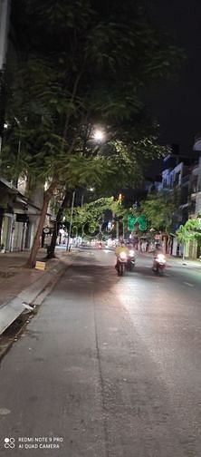 Hình ảnh Cho Thuê Biệt Thự, Hầm 3 Lầu 10x20 Đường Lớn P.Tân Quý Tân Phú.