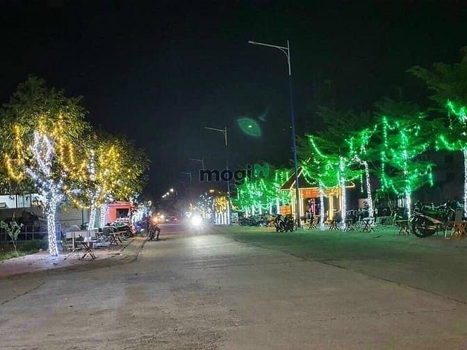 Hình ảnh Đất nền giá tốt cặp sát Trung Tâm Hành Chính Bến Cát