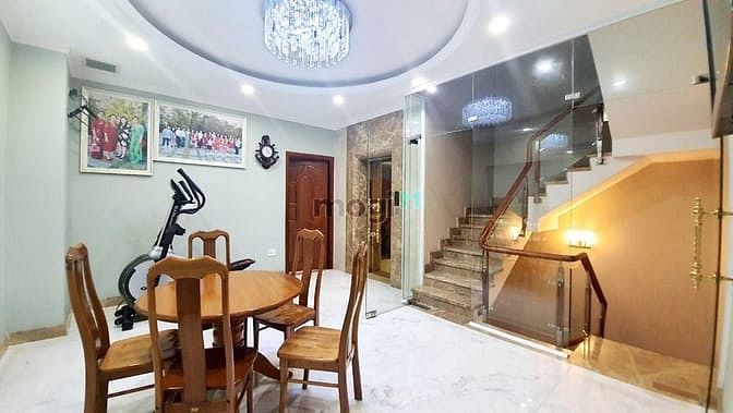 Hình ảnh MT Thạch Lam, Tân Phú, 265.9m2, 5 tầng, Giá rẻ