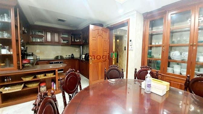 Hình ảnh MT Thạch Lam, Tân Phú, 265.9m2, 5 tầng, Giá rẻ