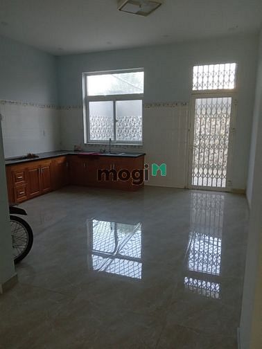 Hình ảnh Cho thuê nhà văn phòng đường Đồng Văn Cống  P. TML Q.2, dtsd 580m2