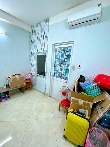 Hình ảnh Phòng cho thuê có máy lạnh nội thất đủ quận bình thạnh