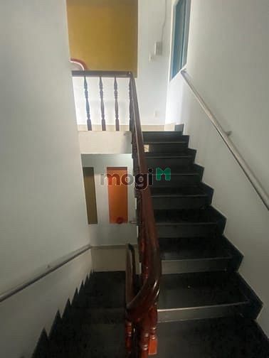 Hình ảnh Nhà mặt tiền Bà Huyện Thanh Quang cho thuê