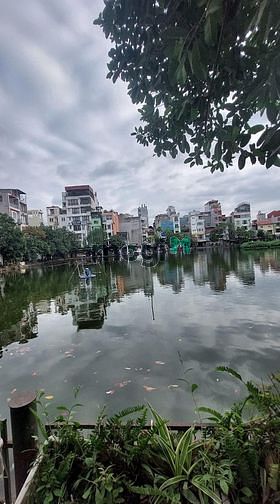 Hình ảnh Víp Quá! Mảnh Đất VIEW HỒ Đầm Tròn Ba Đình, Kinh Doanh sầm uất.