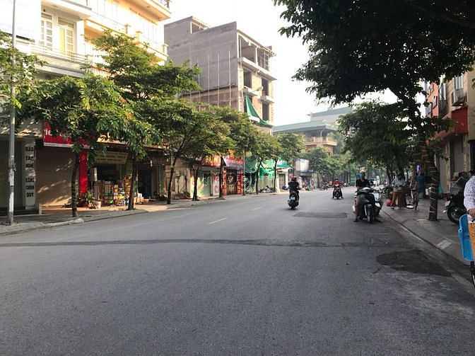 Hình ảnh Chính chủ bán gấp lô đất kinh doanh tốt mặt phố Phạm Khắc Quảng