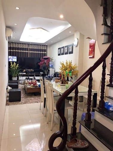 Hình ảnh Bán nhà đẹp MP Tôn Đức Thắng, lô góc, 5 tầng, 35m2, 13.2 tỷ