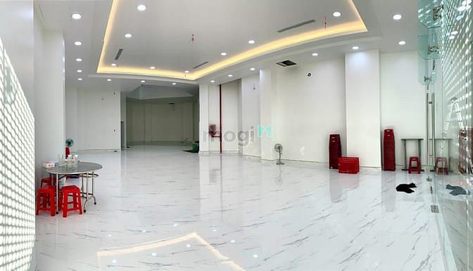 Hình ảnh cho thuê nhà mt Phạm Văn Hai, tb, 6x22m, 3 lầu st