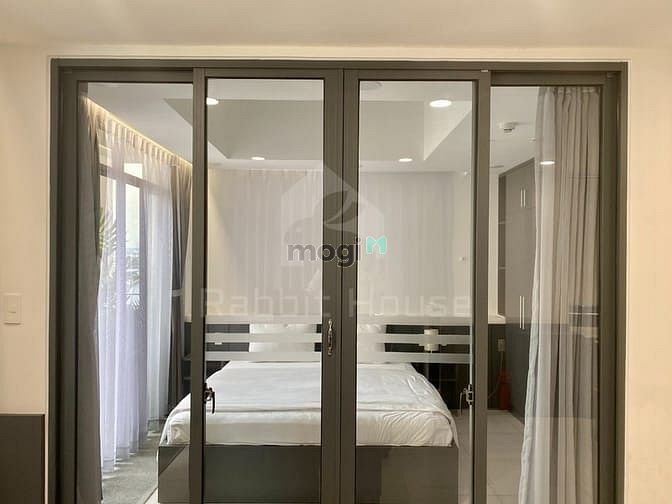 Hình ảnh Penhouse 2 Phòng Ngủ Lê Văn Sỹ Quận 3