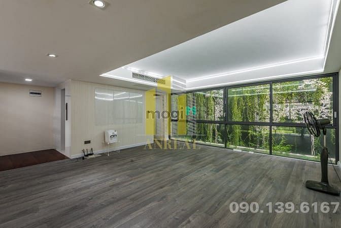 Hình ảnh Tòa Văn Phòng Hiện Đại 4 Lầu Giá 72 Triệu