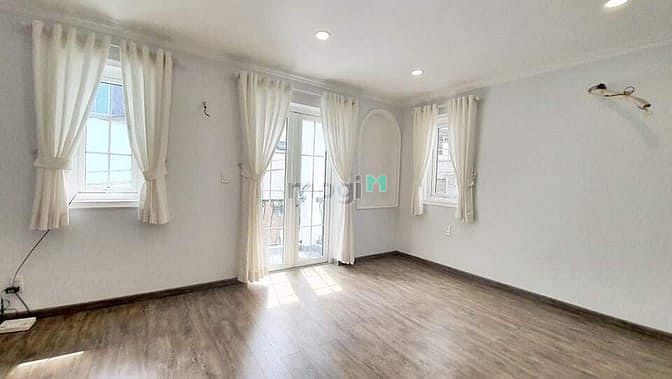 Hình ảnh Nhà 3 tầng Lý Thường Kiệt Tân Bình bán gấp.