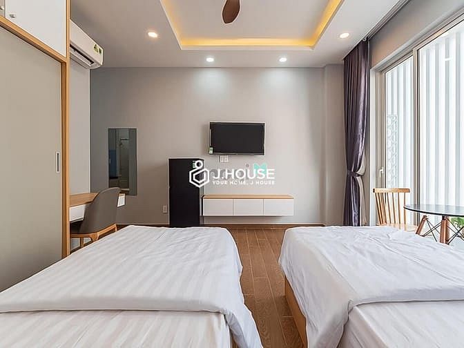 Hình ảnh Mb6623 nạp rút nhanh chóng dịch vụ studio ban công,Địa chỉ 80 Yên Thế, Quận Tân Bình.