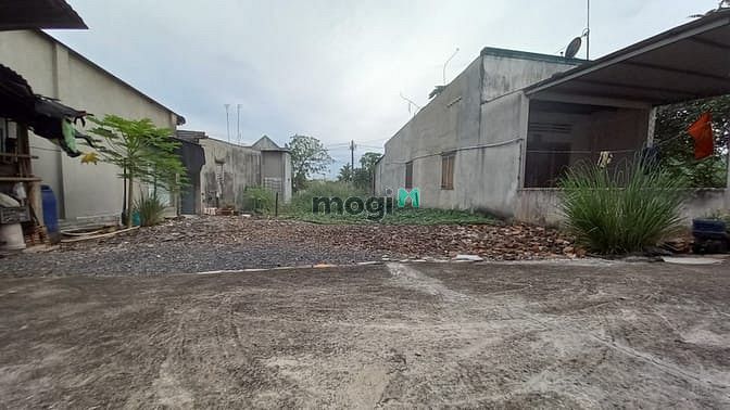 Hình ảnh Chỉ 1 Lô Duy Nhất Cách Chợ Sông Trầu 10M