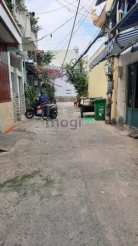 Hình ảnh Bán nhà tại Quận Bình Thạnh, sát bên đường Bạch Đằng