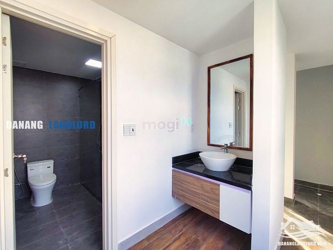 Hình ảnh Nhà đẹp 5PN gần Vincom Đà Nẵng - B548