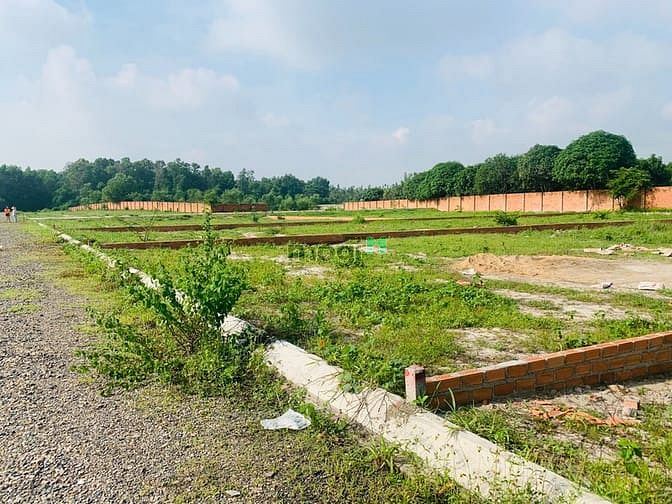 Hình ảnh Cần bán gấp 521m2, ngang 24m. Giá 2,2 tỷ