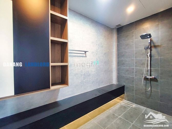 Hình ảnh Nhà đẹp 5PN gần Vincom Đà Nẵng - B548