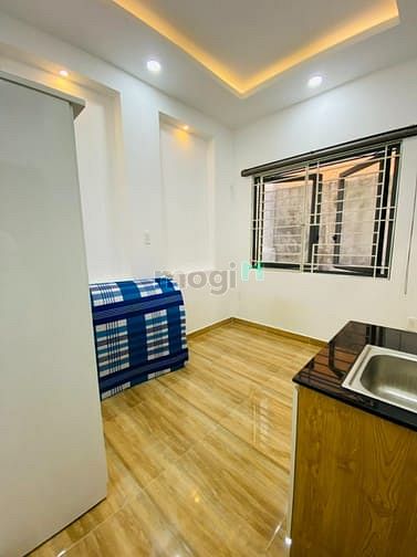 Hình ảnh Phòng trọ mới tinh, có ban công/cửa sổ, nội thất cơ bản, gần chợ